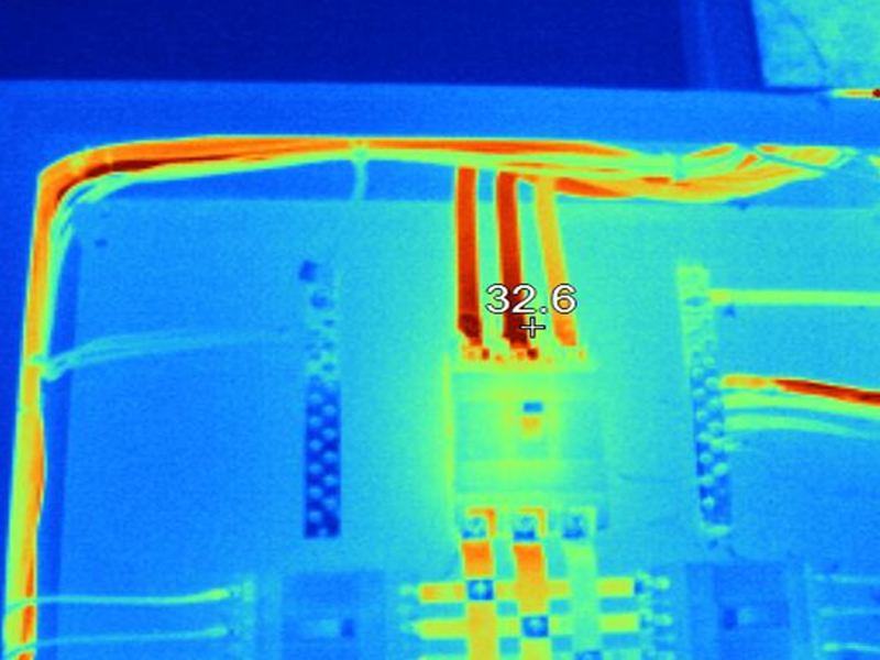 熱顯像儀 - 檢測線組是否過熱